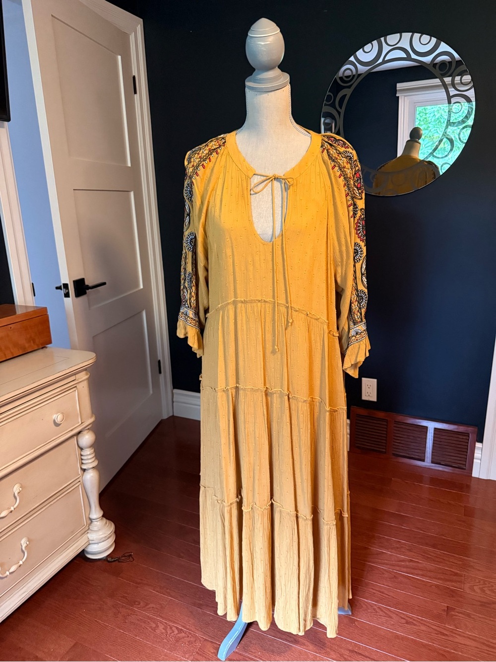 En Creme Mustard Yellow Boho Tie-Front Maxi Dress